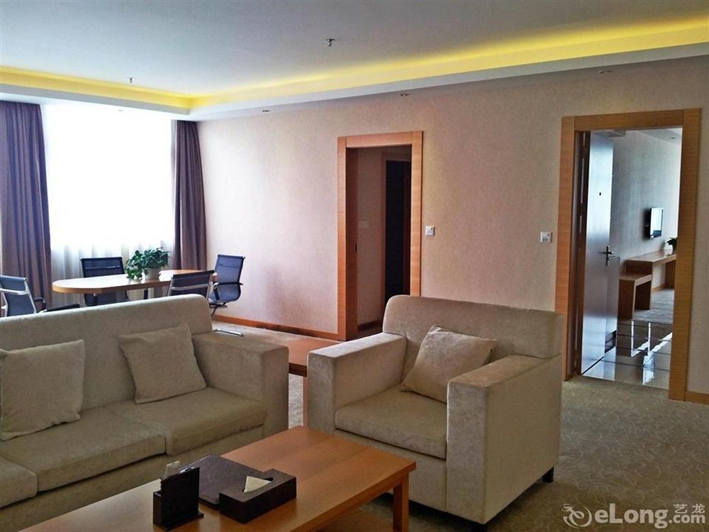 Shenzhen Huamao Aviatic Hotel Екстер'єр фото