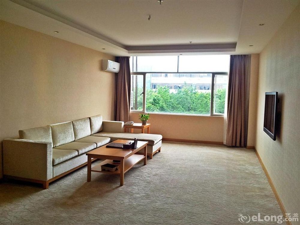 Shenzhen Huamao Aviatic Hotel Екстер'єр фото