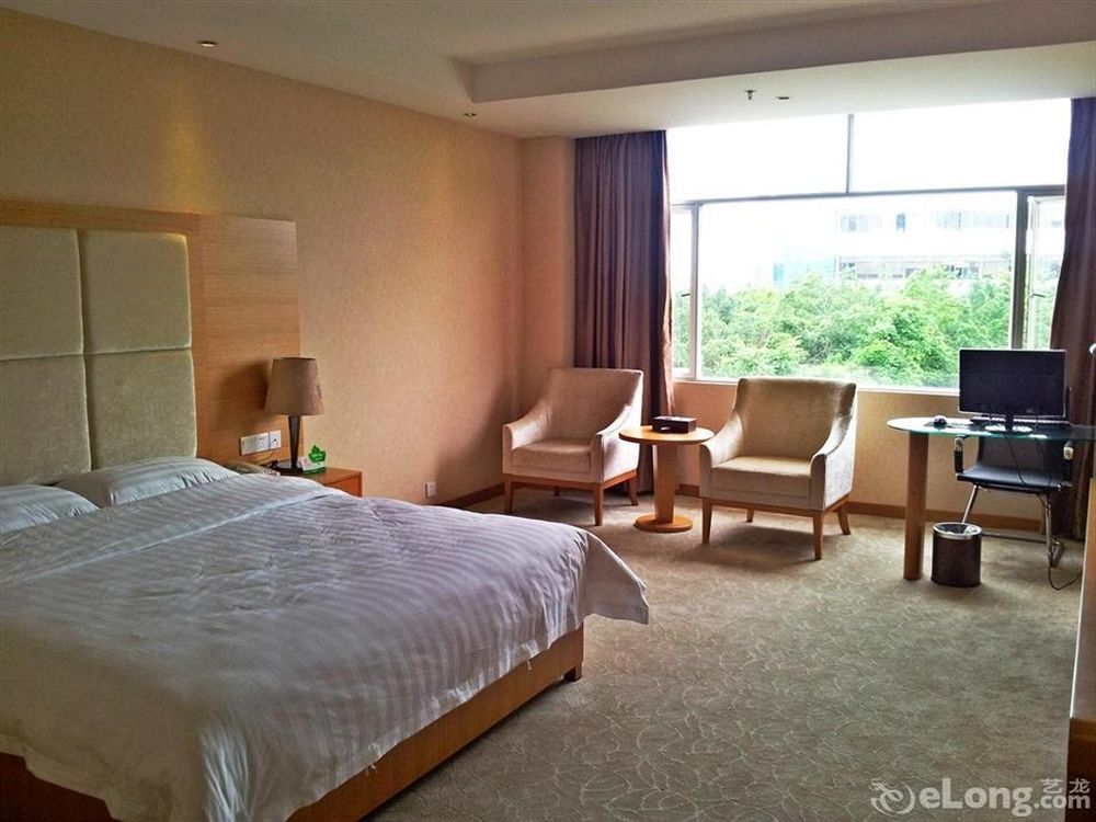Shenzhen Huamao Aviatic Hotel Екстер'єр фото